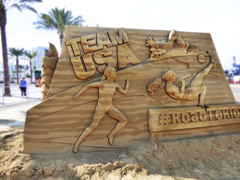 team USA sand sculpture