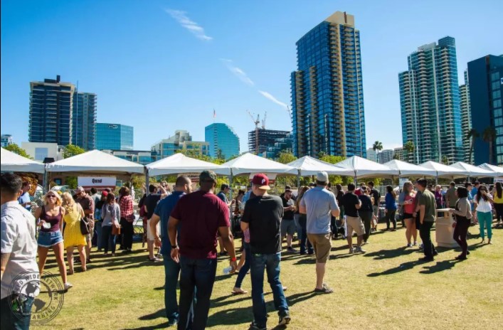 photo of people attending of annual san diego mac n' cheese fest