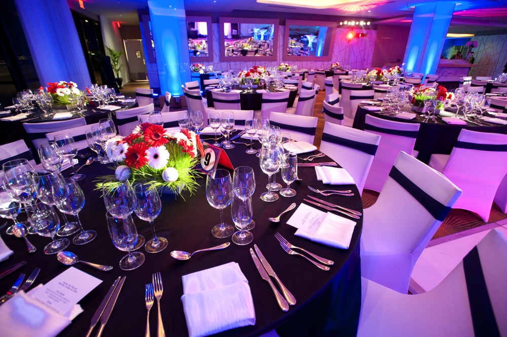 event table decoration with seating arrangements