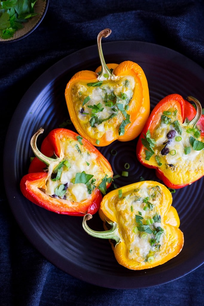 loaded breakfast stuffed peppers