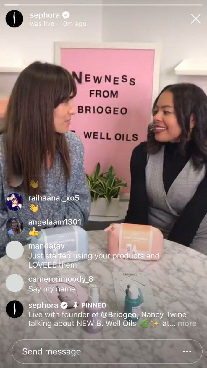 two women are talking on a live stream and messages appear below