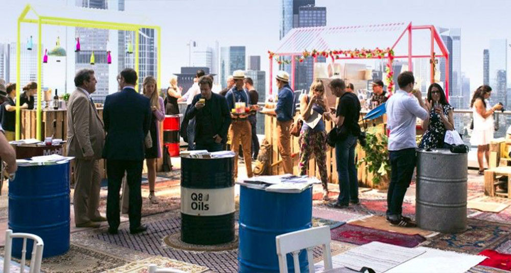rooftop-bar-with-people-drinking-and-eating