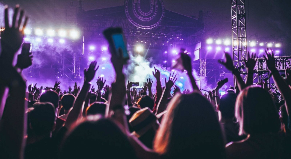 8 Creative Event Giveaways for Music Festivals and Concerts